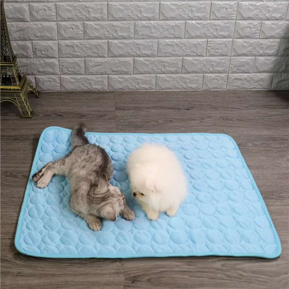 Pet Ice Mat SelfCooling Pad For Dogs And Cats Breathable